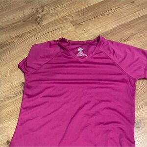 Pink short sleeve rash guard for beach v neck cut size small